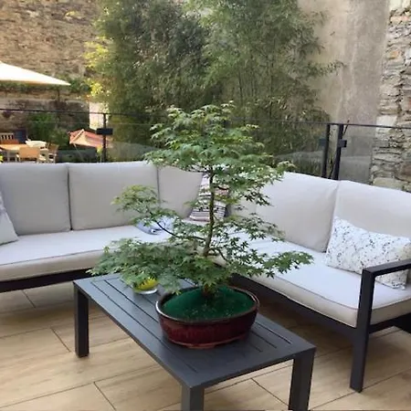 Le Beau Repaire, Chambres D'Hotes, Quartier Historique, Accueil Velos Bed & Breakfast 3*