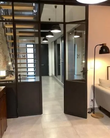 Le Beau Repaire, D'hotes, Quartier Historique, 1 A 3 Chambres, Etage Independant