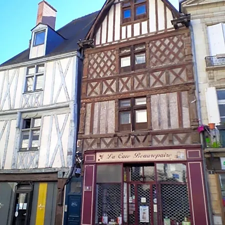 Les Augustins, D'hotes, Quartier Historique, Accueil 2 Roues Bed & Breakfast Angers