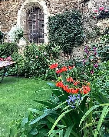Les Augustins, D'hotes, Quartier Historique, Accueil 2 Roues 3*